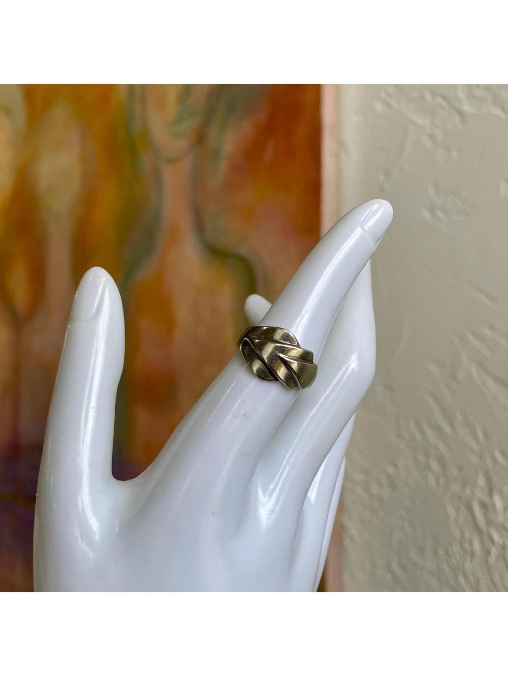 1980s Modernist Sterling Silver Ring | Size 7.5